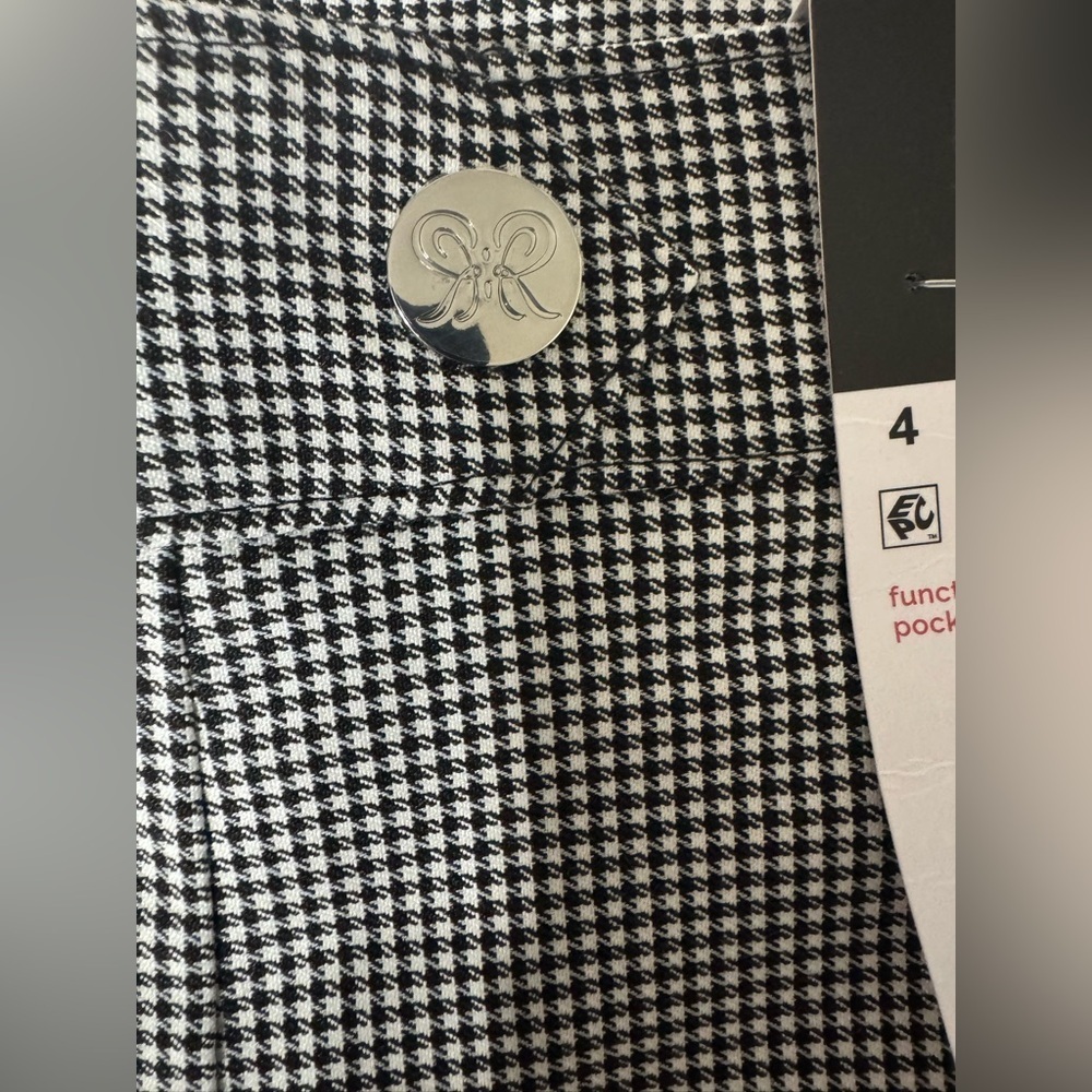 Rafaella Black Checkered Stretch Capri Pants – Sizes 4, 6, 14 – NWT - Picture 3 of 5